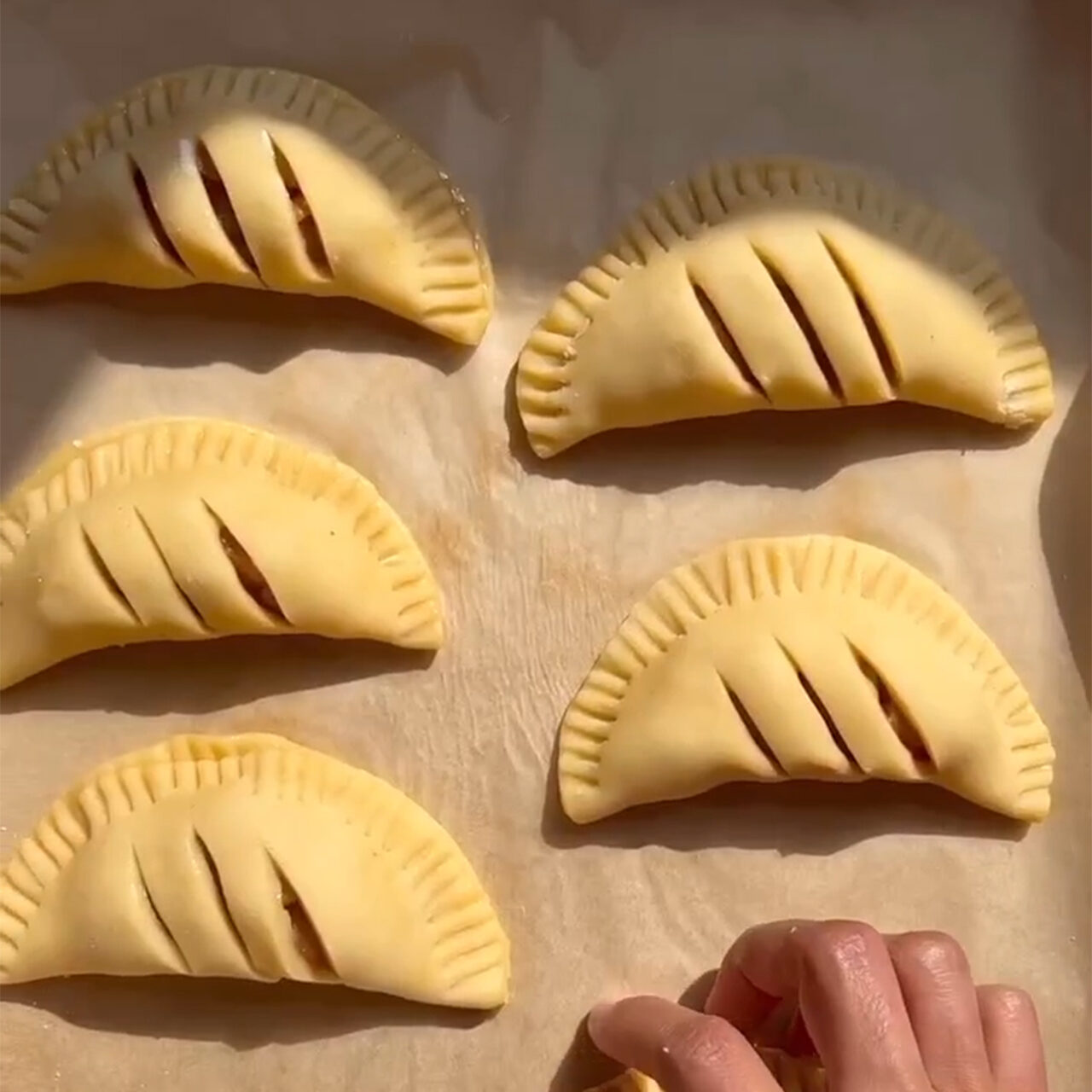 des mini tartes à la poire