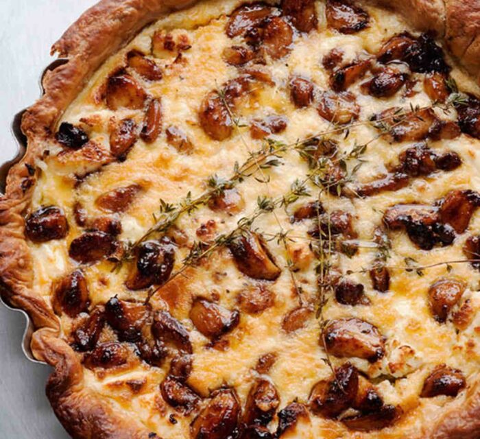 tarte ottolenghi avec de l'ail et du fromage