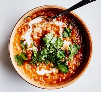 Soupe de lentilles corail , tomate, lait de coco d'Ottolenghi