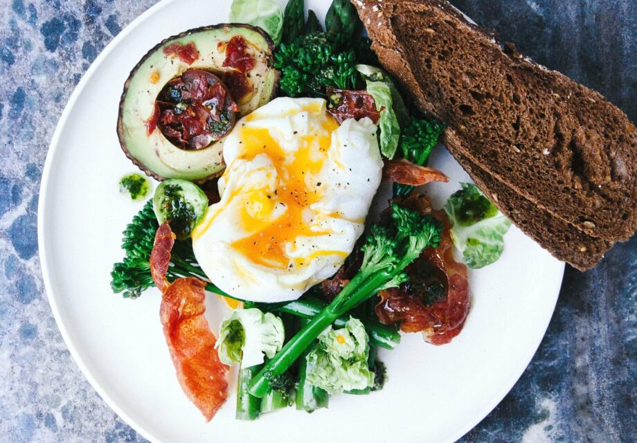 Petit déjeuner et brunch - crédit photo : Chris Ralston sur Unsplash