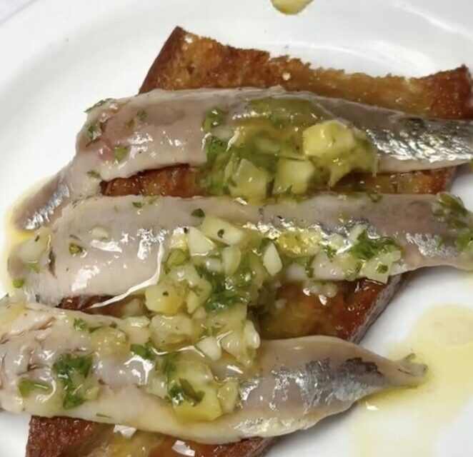 Toast sardines