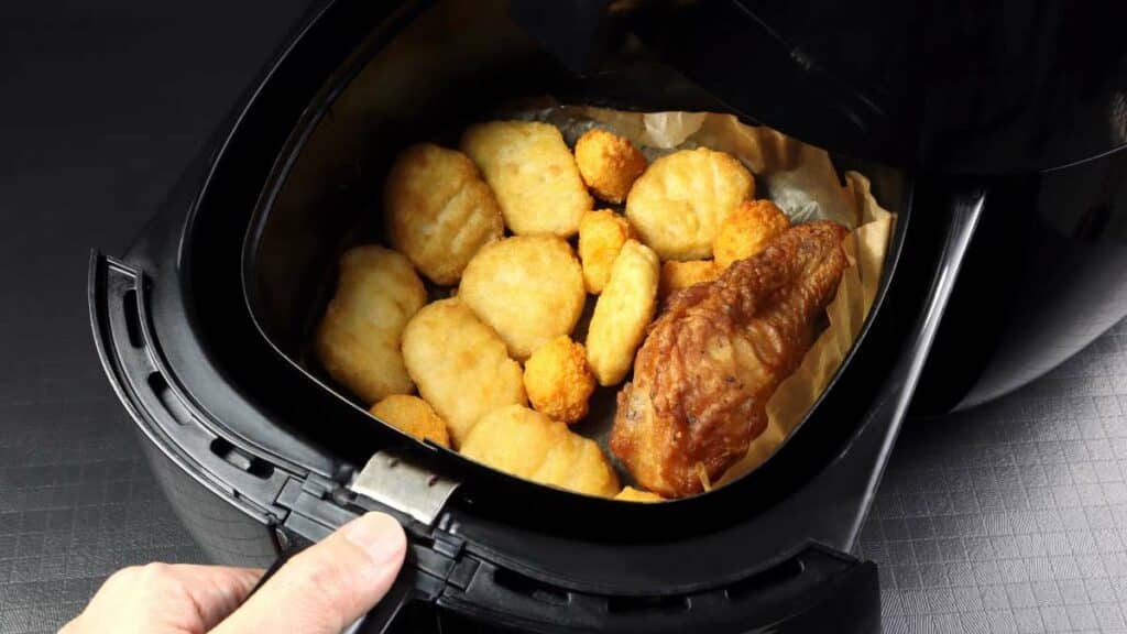 Air fryer : viande et nuggets