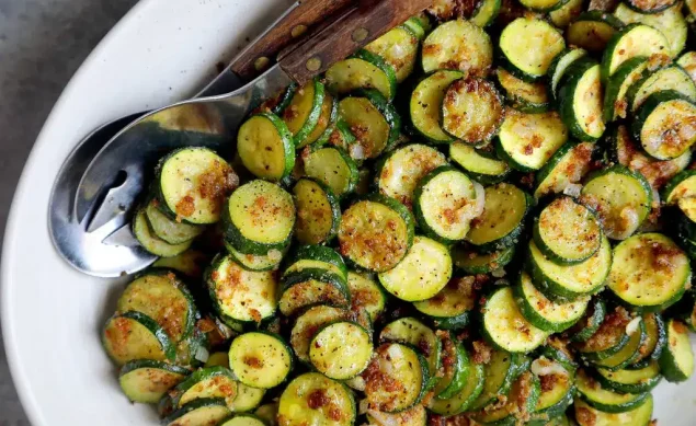 Courgettes aux échalotes