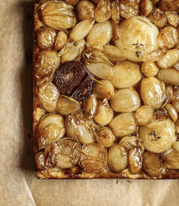 Tarte tatin oignons et échalotes