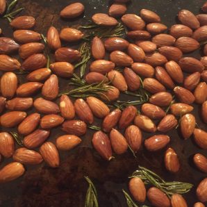 Les amandes grillées d’Alice Waters