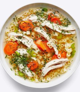 Bouillon de poulet et légumes