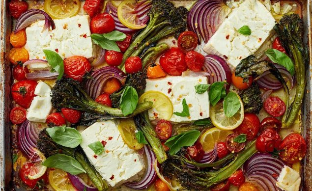 Brocolis tomates feta