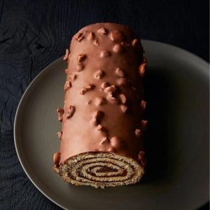 Bûche rocher-noisette de Cyril Lignac