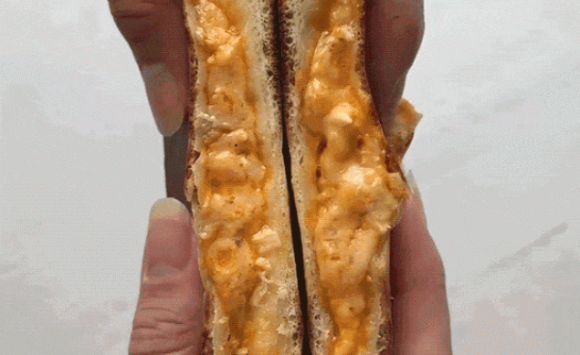 Cheese naan poulet curry