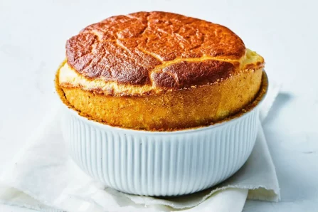 Soufflé aux trois fromages Perla Servan-Schneiber