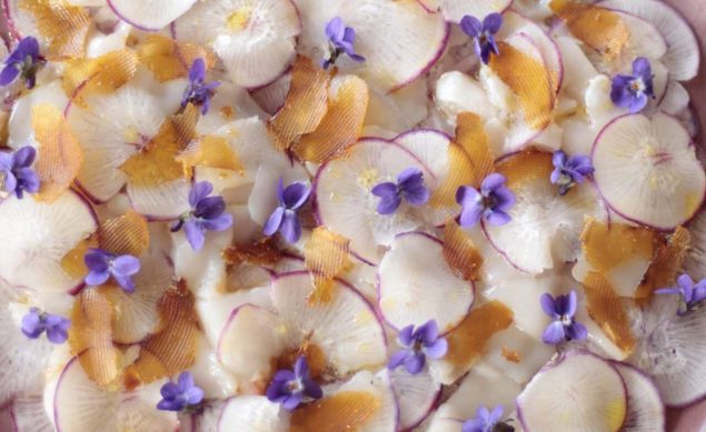 crudo-saint-jacques-radis-roses-poutargue-alice-roca