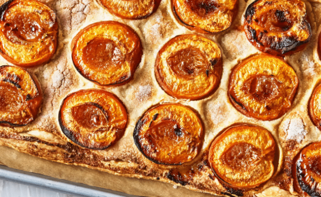 Galette aux abricots et aux amandes