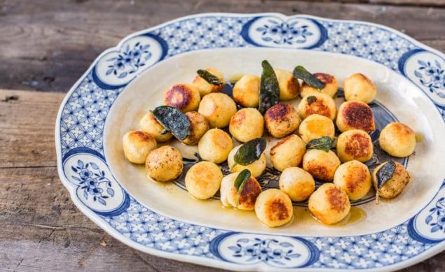 Gnudi à la sauce au beurre noisette