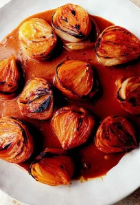 Oignons miso d’Ottolenghi