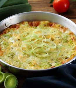 Omelette aux poireaux et à la mozzarella