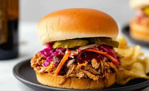 Pulled pork sandwich