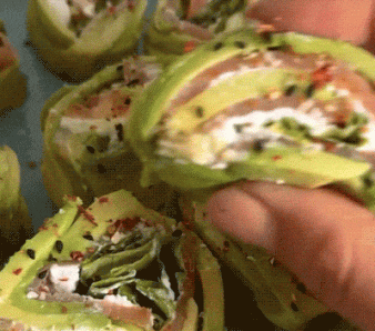 Roulés avocat saumon