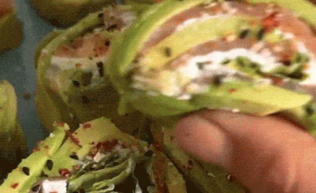 Roulés avocat saumon