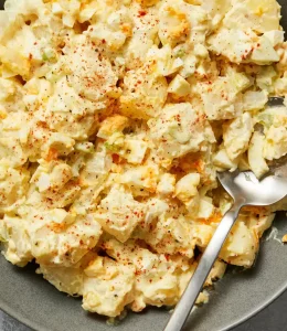 Salade d’oeufs râpés