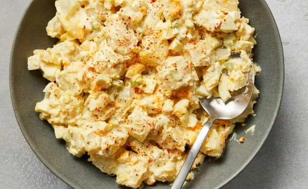 Salade d’oeufs râpés