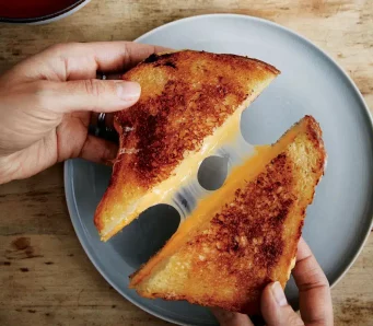 Grilled cheese sandwich
