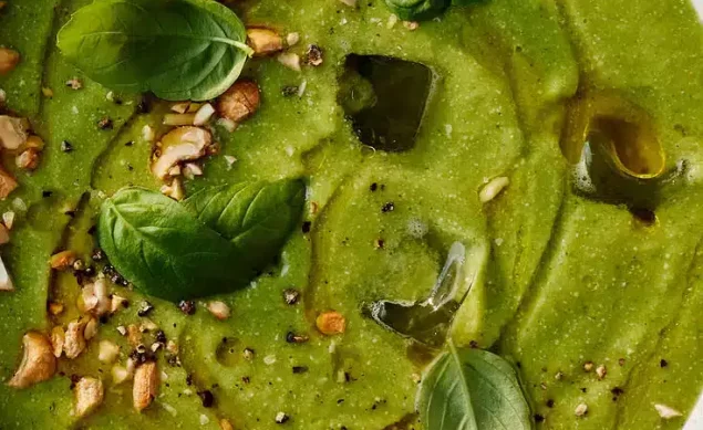 Soupe froide courgette citron basilic