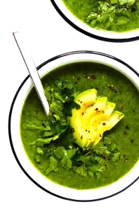 Soupe de légumes green goddess