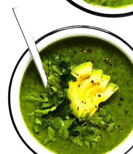 Soupe de légumes green goddess