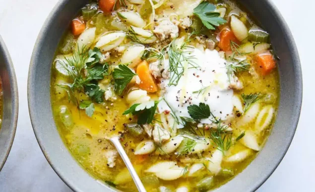 Soupe nouilles poulet