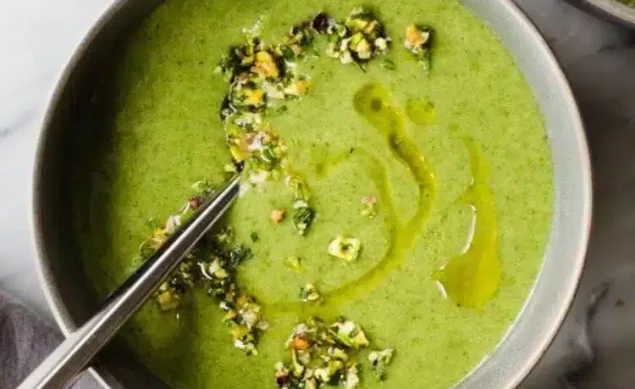 soupe-pistache-et-coriandre