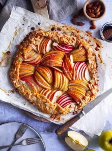 Tarte aux pommes et amandes