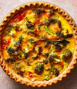 Tarte sans pâte brocolis et pommes de terre smashées